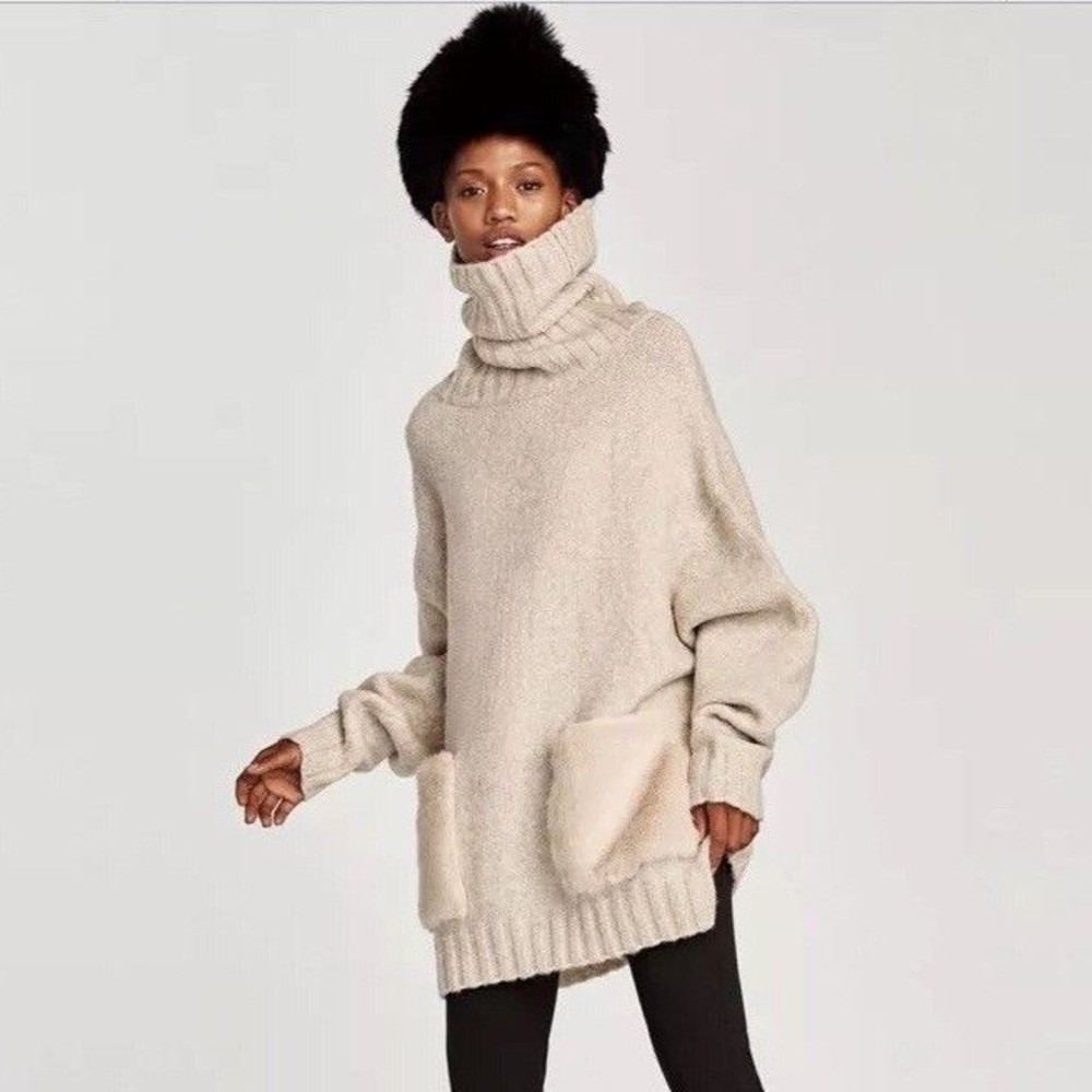 Zara Faux Fur Pocket Turtleneck Sweater Women M Beige Oversized Fit Alpaca Blend
